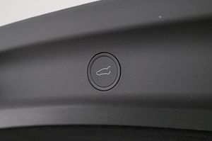 Tesla Model Y bild 23