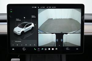Tesla Model Y bild 18