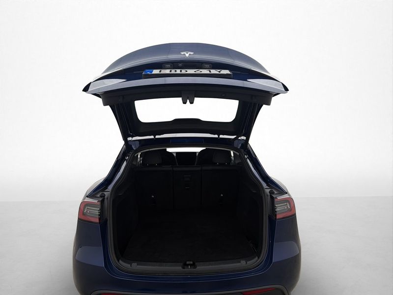 Tesla Model Y bild 12