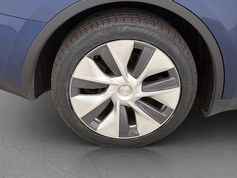 Tesla Model Y bild 34