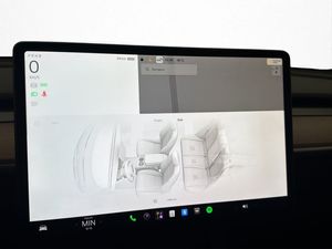Tesla Model Y bild 31