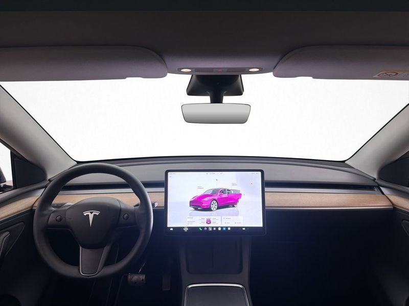Tesla Model Y bild 18