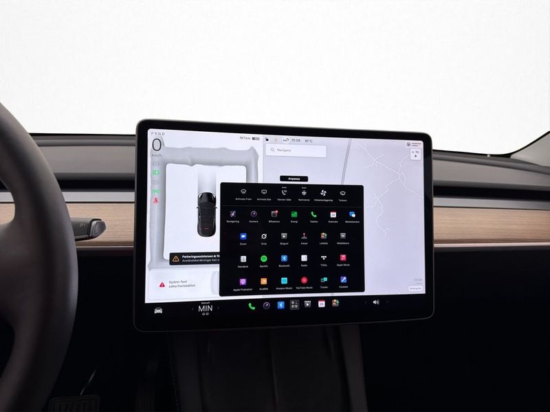 Tesla Model Y bild 25