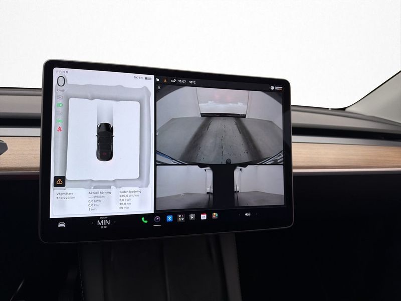 Tesla Model Y bild 30