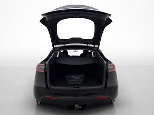 Tesla Model Y bild 19