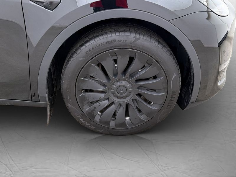 Tesla Model Y bild 11