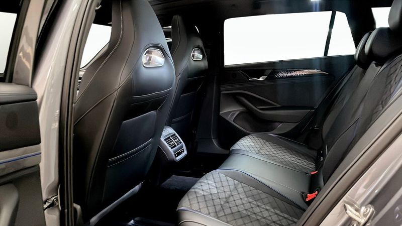 Volkswagen Passat bild 11