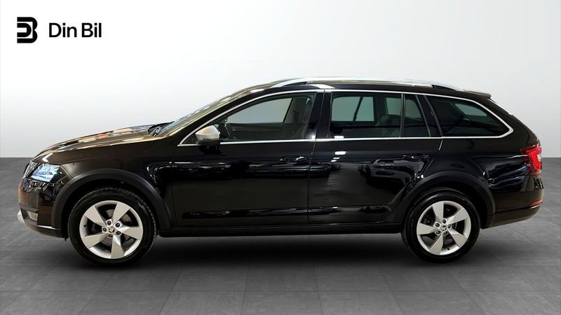 Skoda Octavia bild 2
