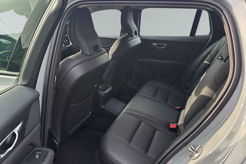 Volvo V60 bild 8