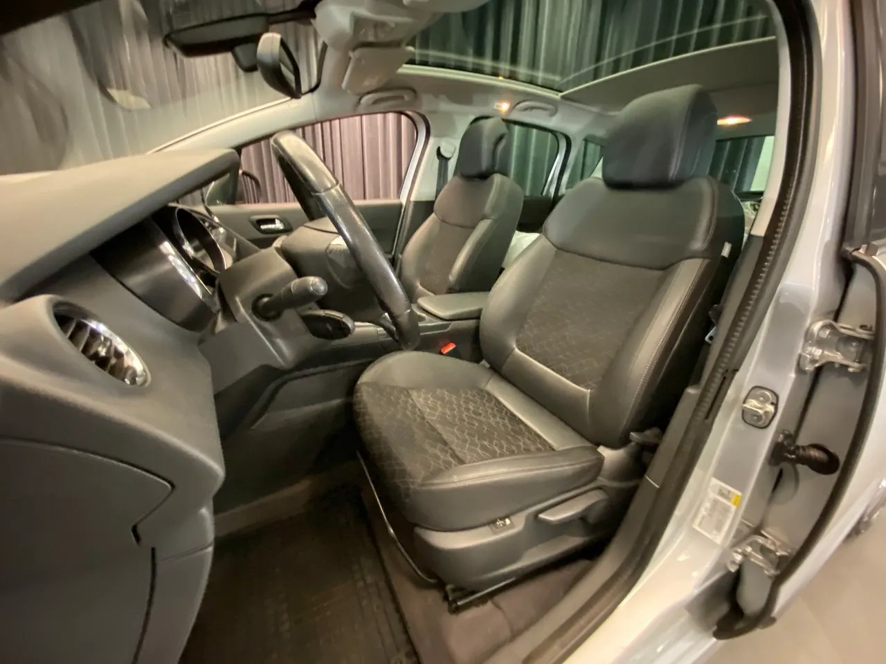 Peugeot 3008 bild 7