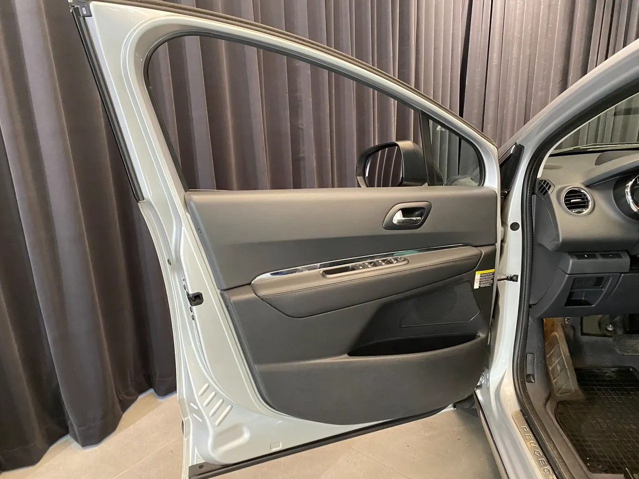 Peugeot 3008 bild 24