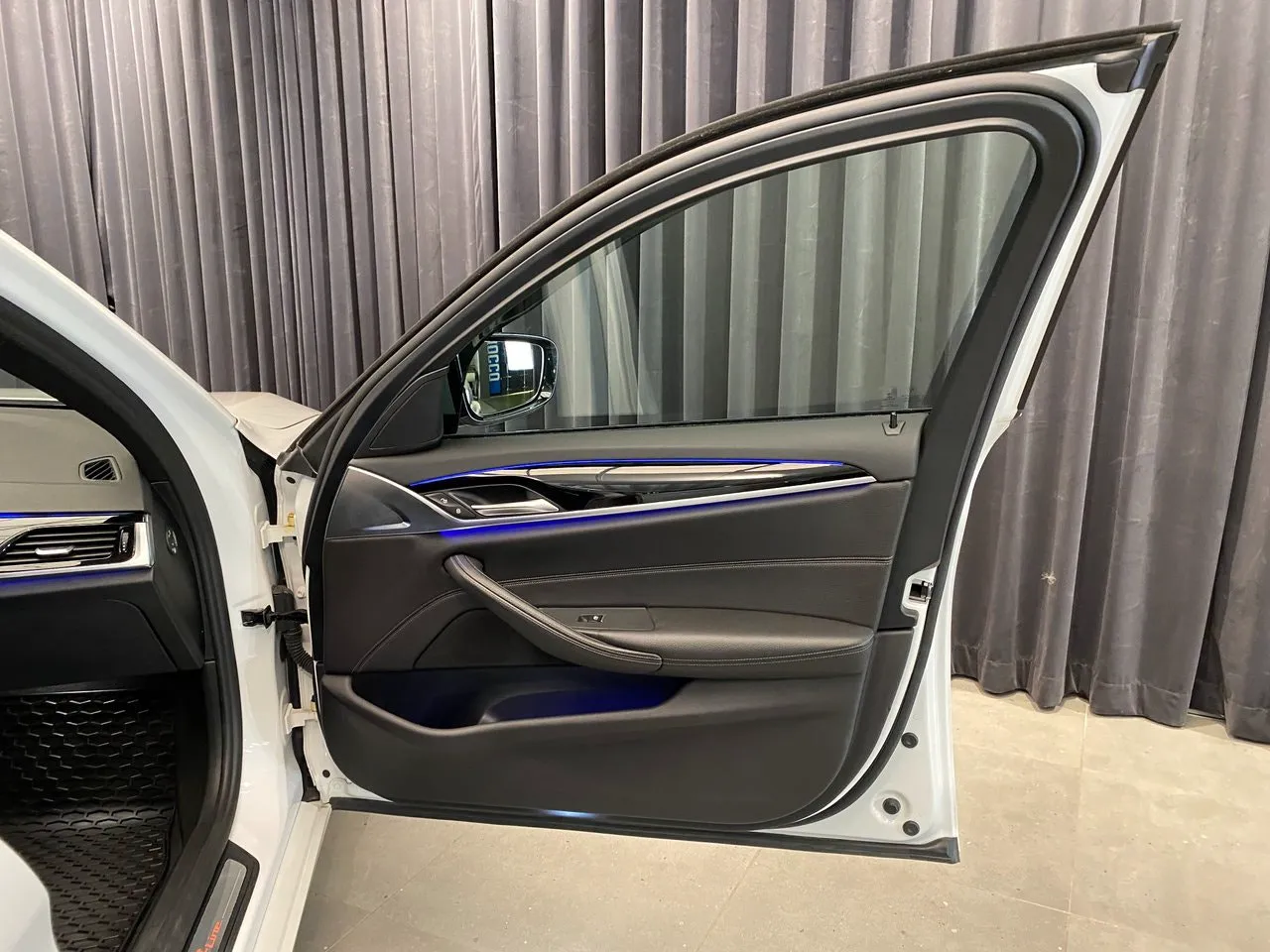 BMW 520 bild 19