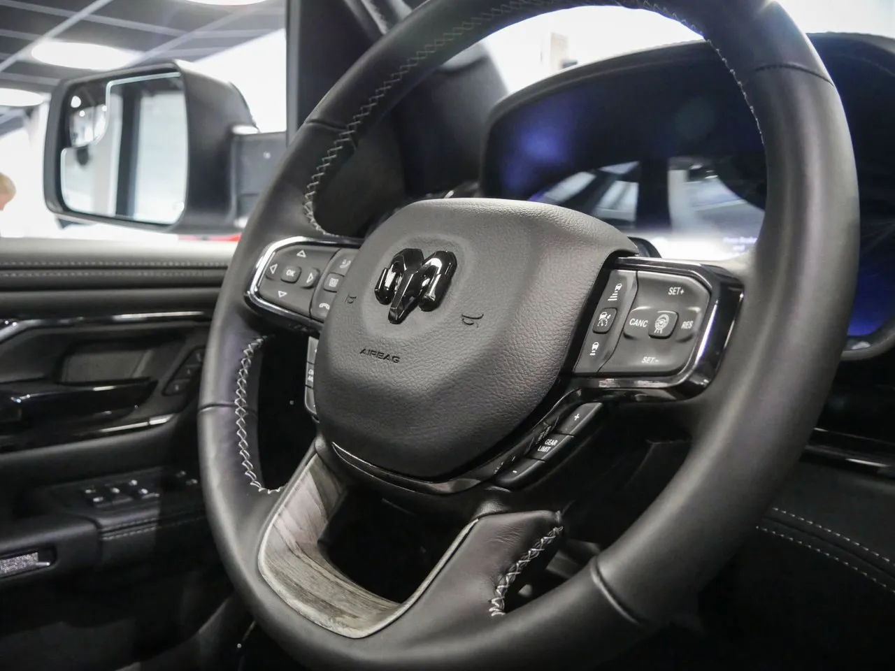 Dodge Ram bild 17