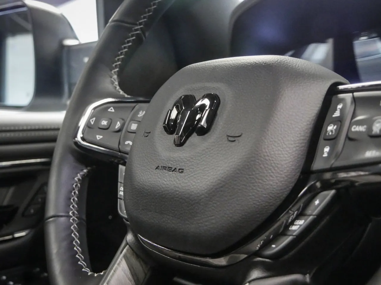 Dodge Ram bild 36