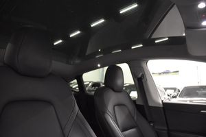 Tesla Model Y bild 13