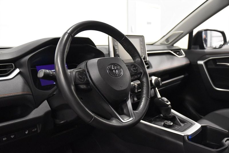 Toyota RAV4 bild 9
