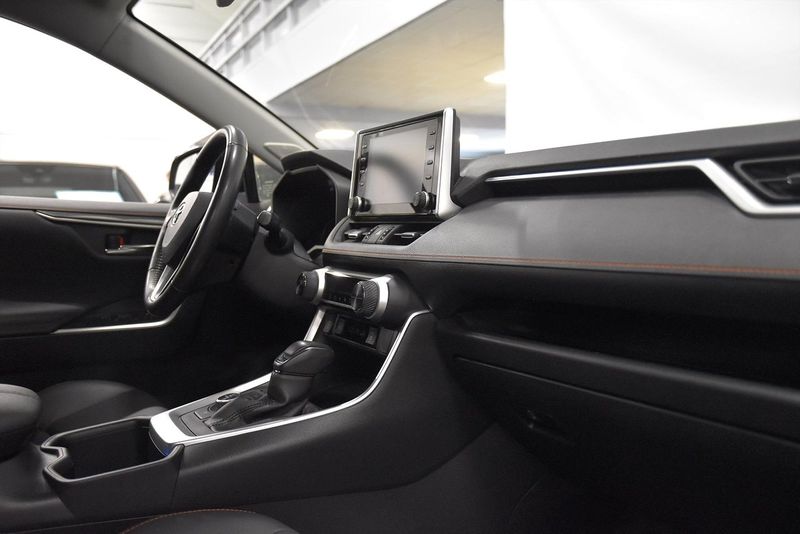Toyota RAV4 bild 8