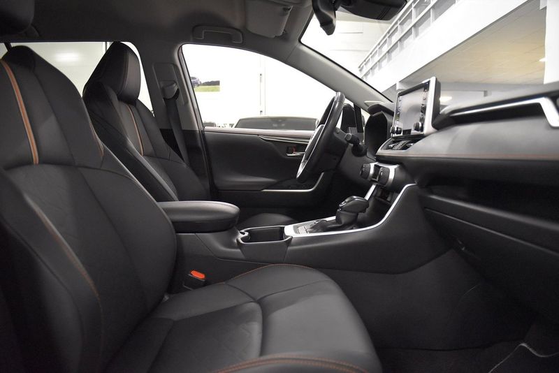 Toyota RAV4 bild 12