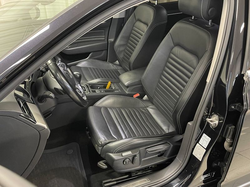 Volkswagen Passat bild 6