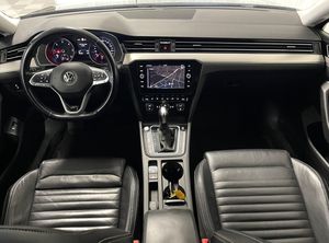 Volkswagen Passat bild 8