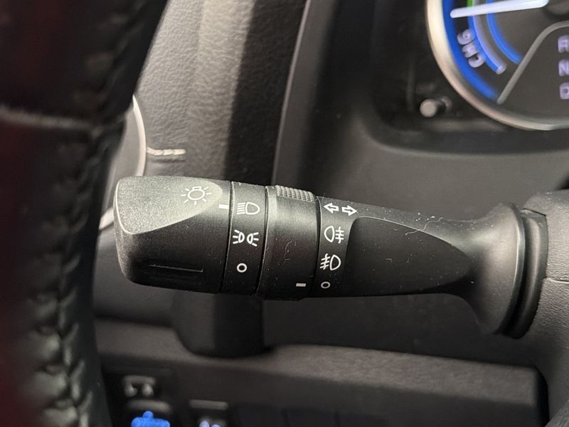 Toyota Auris bild 24