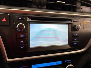 Toyota Auris bild 19