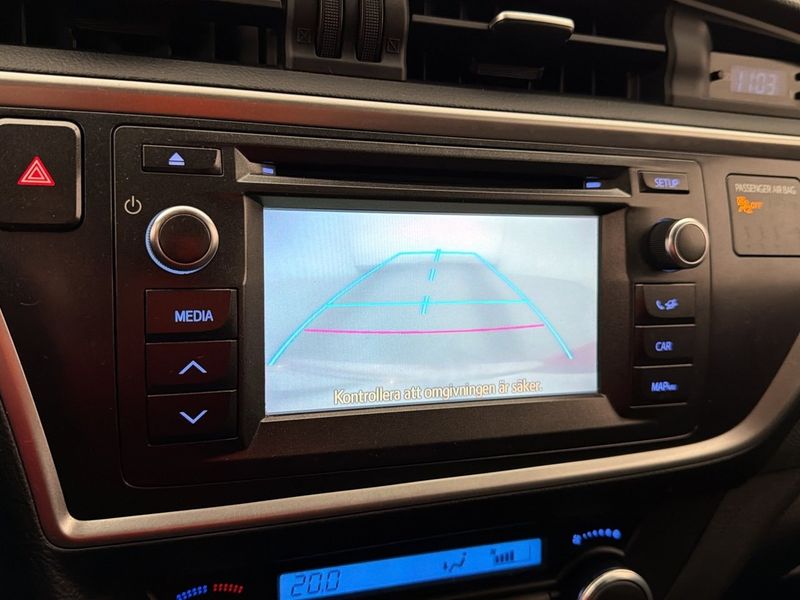 Toyota Auris bild 19
