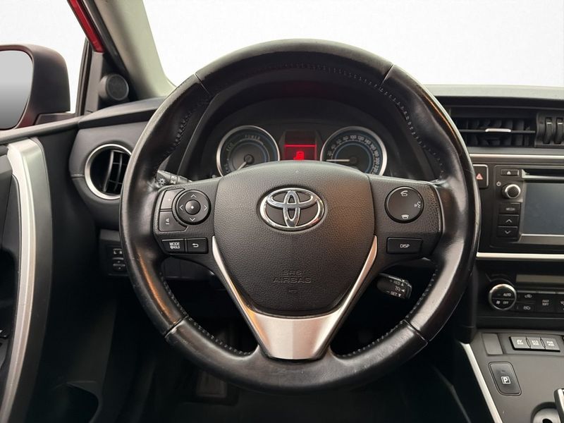 Toyota Auris bild 18