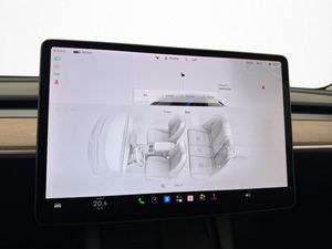 Tesla Model Y bild 29