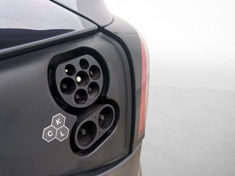 Tesla Model 3 bild 22