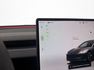 Tesla Model 3 bild 33