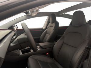 Tesla Model 3 bild 13