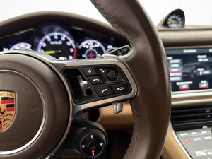 Porsche Panamera bild 16