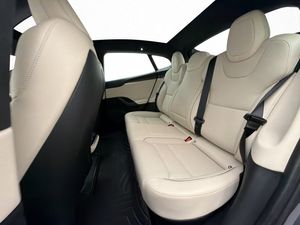 Tesla Model S bild 27
