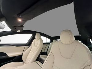 Tesla Model S bild 11