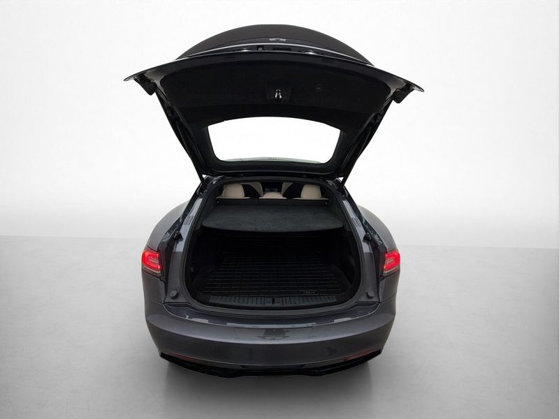 Tesla Model S bild 28