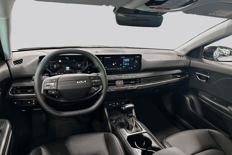 Kia K4 bild 8