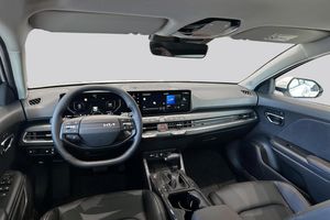 Kia K4 bild 8