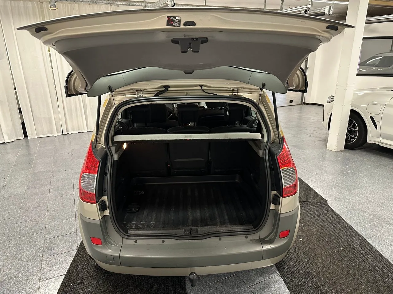 Renault Scenic bild 9