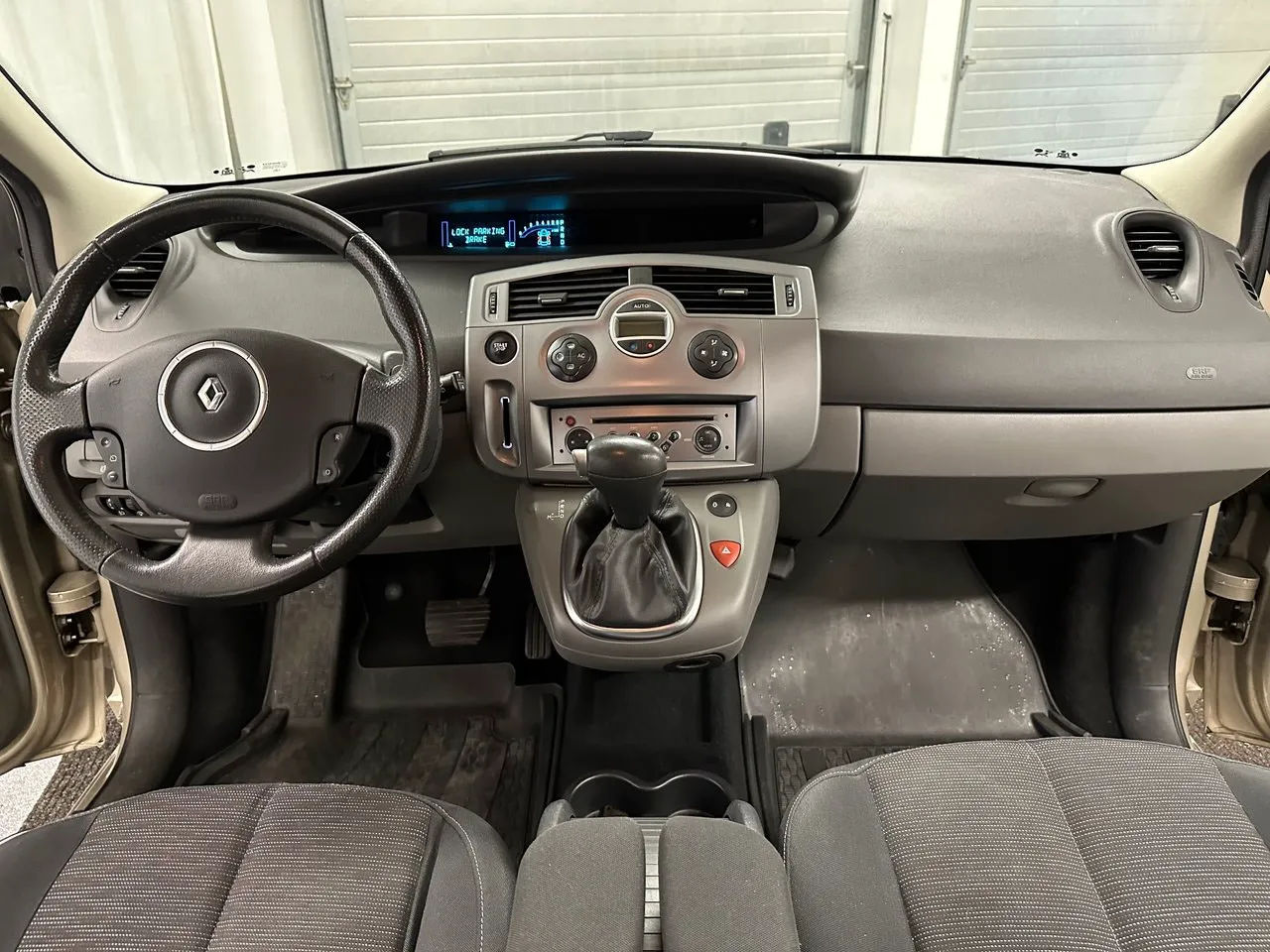 Renault Scenic bild 15