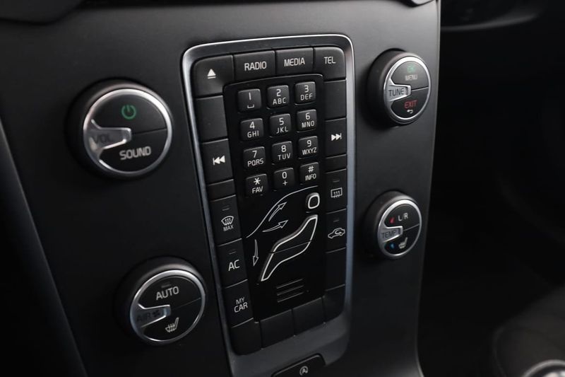 Volvo V40 bild 24