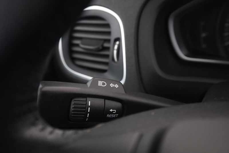 Volvo V40 bild 32