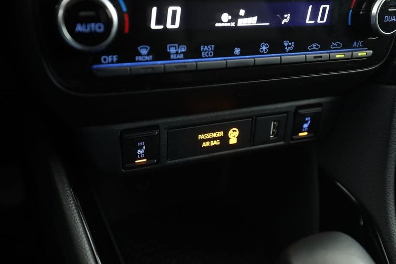 Toyota Yaris bild 27