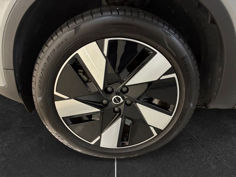 Volvo EX40 bild 10