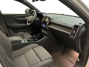 Volvo EX40 bild 5