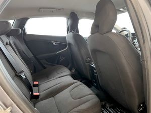 Volvo V40 bild 14