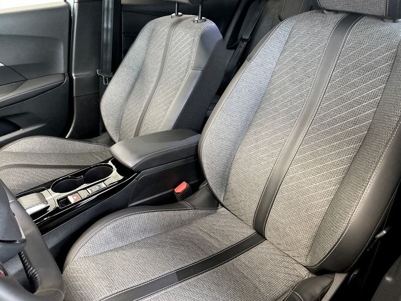 Peugeot 2008 bild 5
