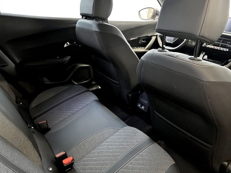 Peugeot 2008 bild 12