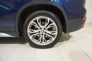BMW X1 bild 8