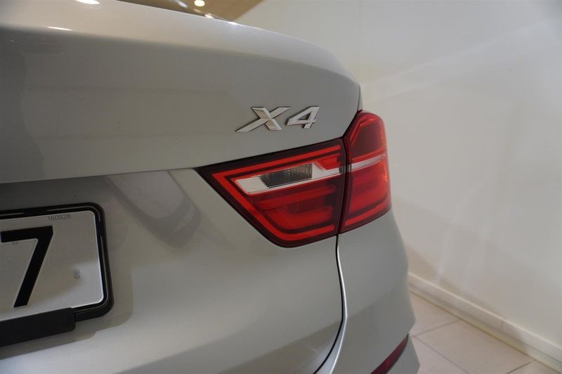 BMW X4 bild 8